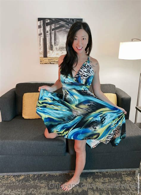 asianvixen4u OnlyFans Leaks 2025
