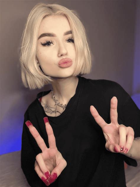 skinnyminimiaxfree OnlyFans Leaks 2025