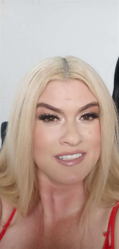 kimmiekaboom OnlyFans Leaks 2025