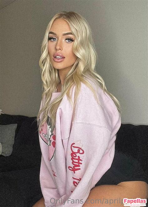 aprilpaigee OnlyFans Leaks 2025