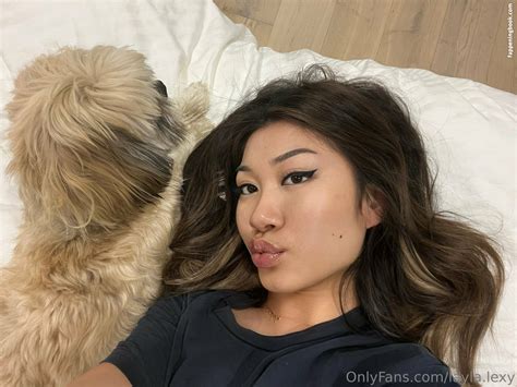 random_layla OnlyFans Leaks 2025