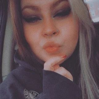 vixennnn420 OnlyFans Leaks 2025