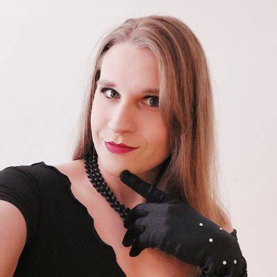 julia.ts OnlyFans Leaks 2025