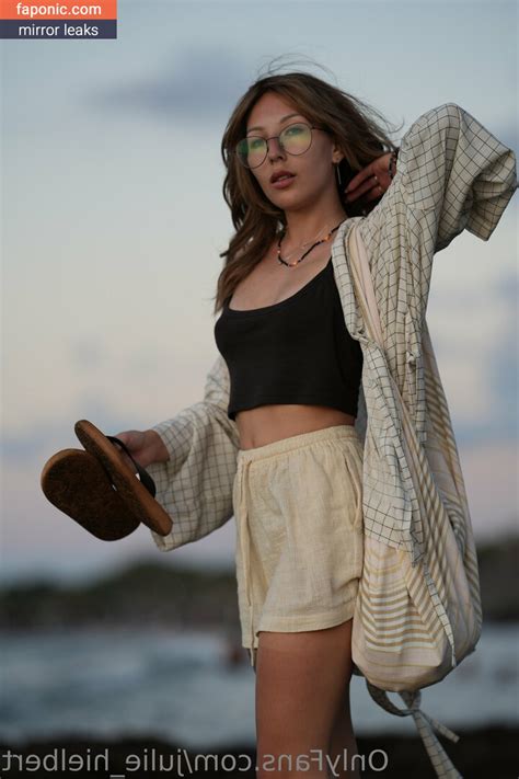 julie_hielbert OnlyFans Leaks 2025
