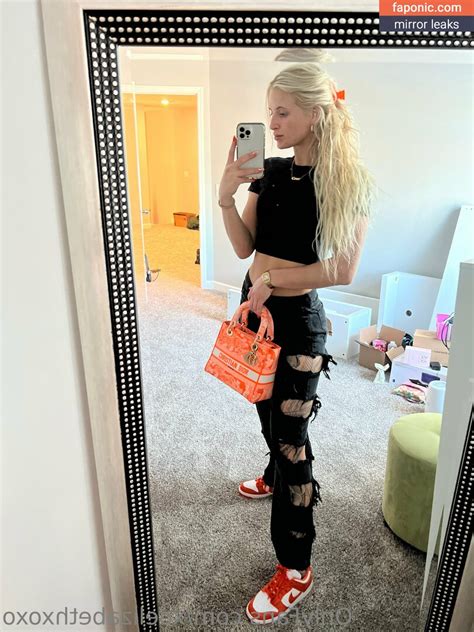 xoelizabethxoxo OnlyFans Leaks 2025