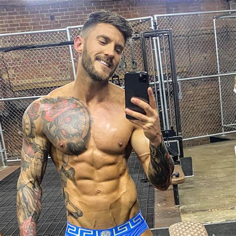 mrarronlowe OnlyFans Leaks 2025