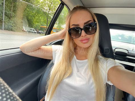 goddesskiragold OnlyFans Leaks 2025