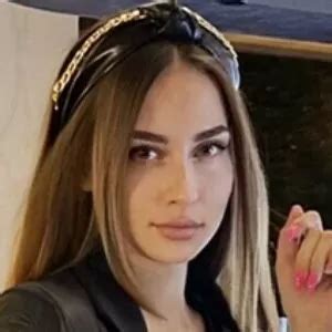 vikkyqueen OnlyFans Leaks 2025