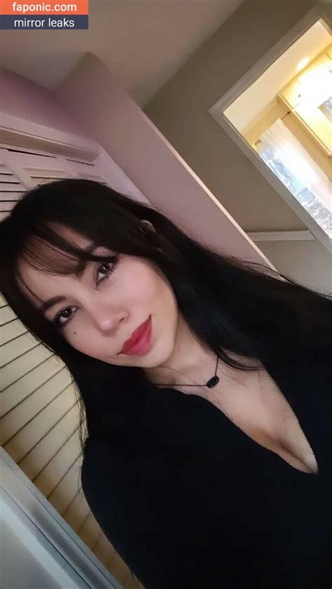 violetsinclaire OnlyFans Leaks 2025