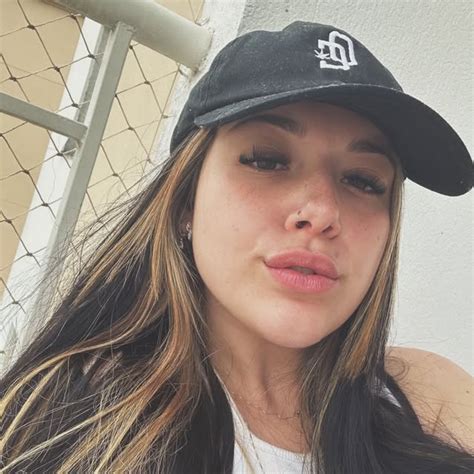 ts_izabellaqueiroz OnlyFans Leaks 2025