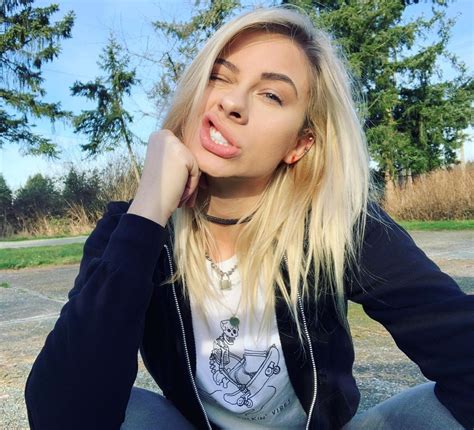 andiecase OnlyFans Leaks 2025