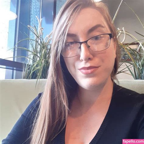 fenixxrayne OnlyFans Leaks 2025