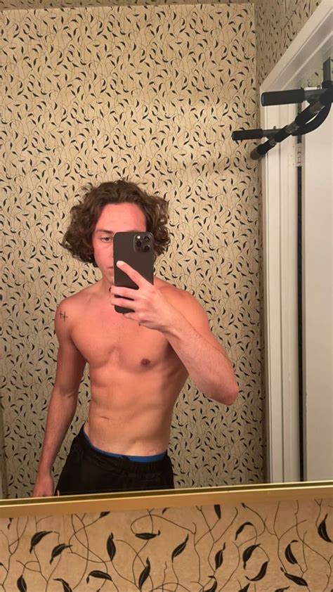 ethan_d OnlyFans Leaks 2025