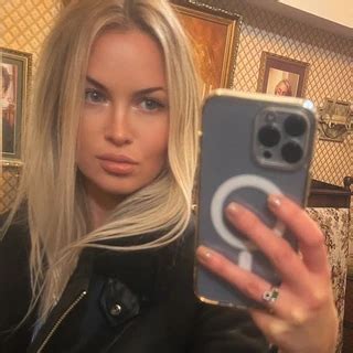 kinky_bella_free OnlyFans Leaks 2025