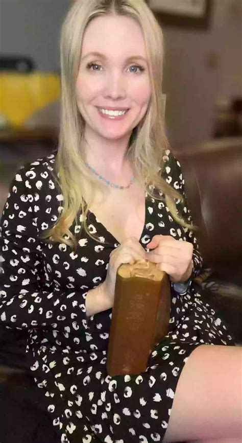 kindahotmom OnlyFans Leaks 2025