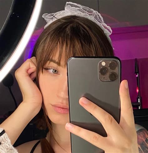 lizlarsen OnlyFans Leaks 2025