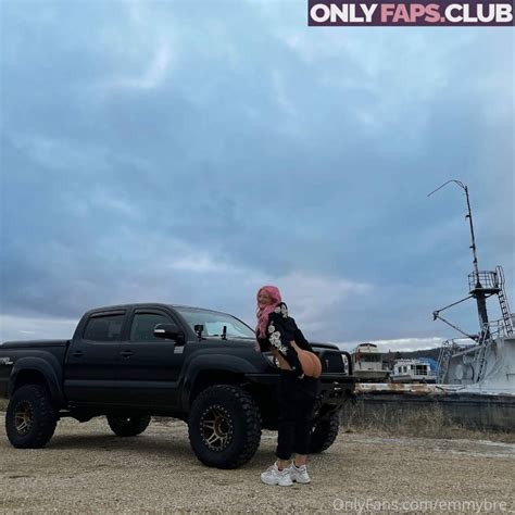 boobs_emmy OnlyFans Leaks 2025