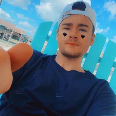 kevinkiznerxxx OnlyFans Leaks 2025