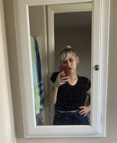 queengreeneyes420 OnlyFans Leaks 2025