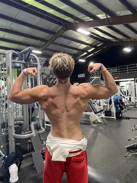 cmuscle OnlyFans Leaks 2025