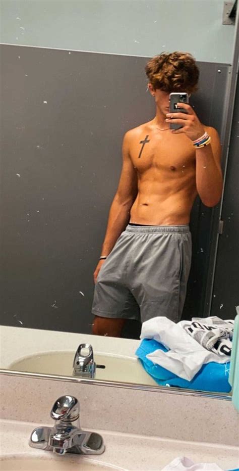 cmuscle2.0 OnlyFans Leaks 2025