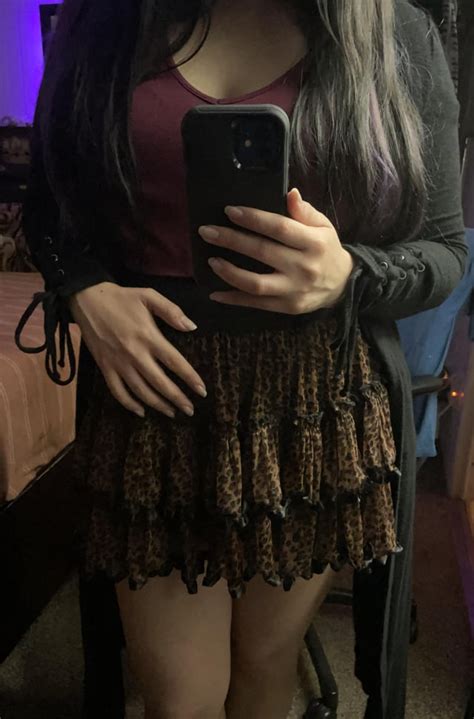 shortskirtlongjacket OnlyFans Leaks 2025