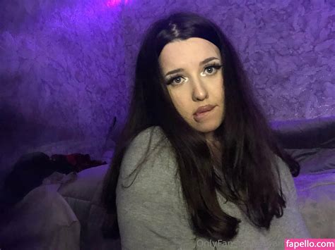 merryunicorn13 OnlyFans Leaks 2025