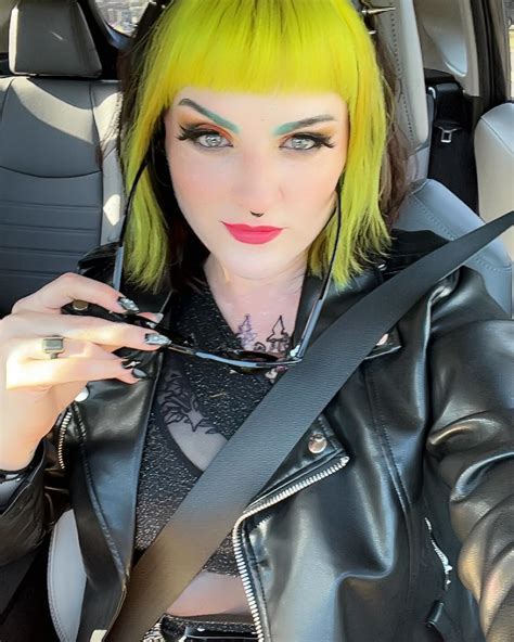 buttonladyafterdark OnlyFans Leaks 2025
