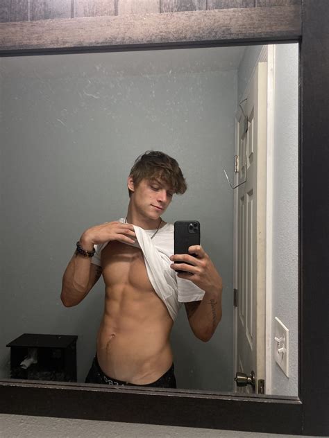 hungodeyfree OnlyFans Leaks 2025