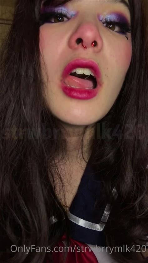 strwbrrymlk420 OnlyFans Leaks 2025