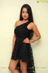 juicy.malvi_tease OnlyFans Leaks 2025