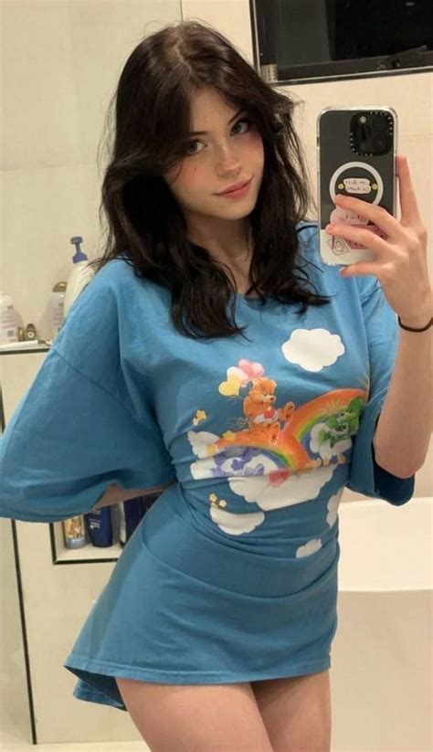 bustyhanna34h OnlyFans Leaks 2025