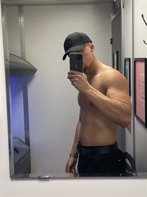 gymladchris69free OnlyFans Leaks 2025