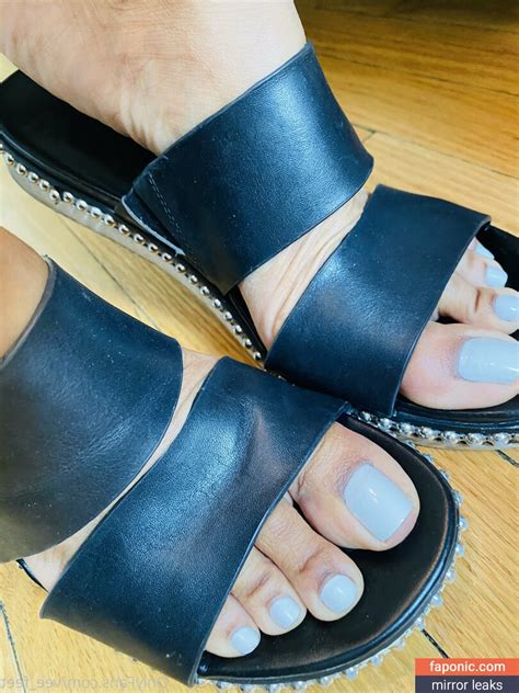 vee_feet OnlyFans Leaks 2025