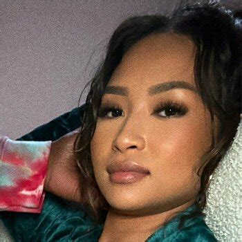 ginavhuynh OnlyFans Leaks 2025