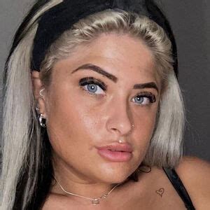 curvyandiloveit OnlyFans Leaks 2025