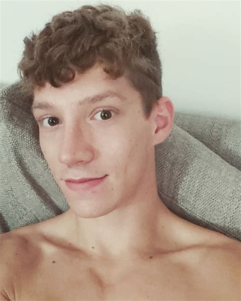 petitboi OnlyFans Leaks 2025