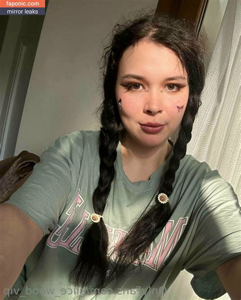 morezoe OnlyFans Leaks 2025