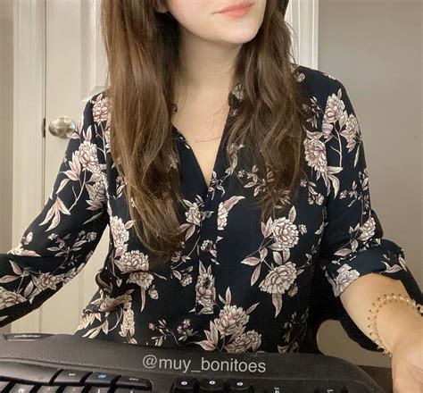 muybonitoes_free OnlyFans Leaks 2025