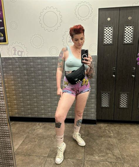 rosamagnoliaxo OnlyFans Leaks 2025