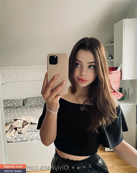 rosamelloveyou OnlyFans Leaks 2025