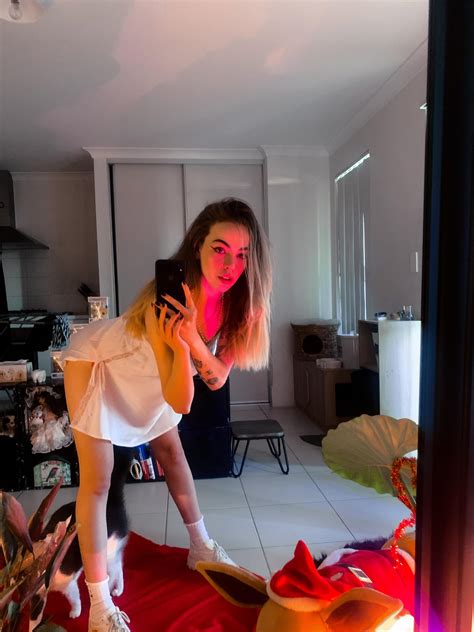 flareonflamewheel OnlyFans Leaks 2025