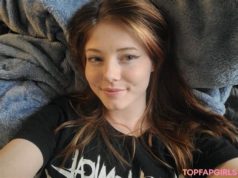 luxx.epussy OnlyFans Leaks 2025