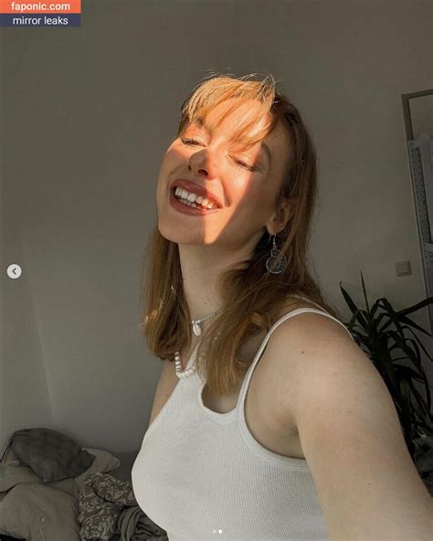 marieloves2cuddle OnlyFans Leaks 2025