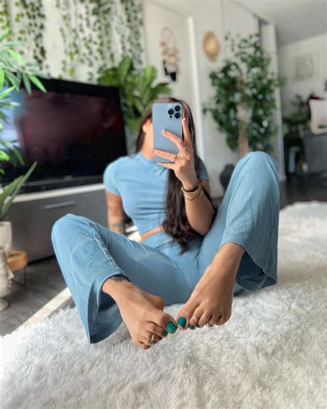 mariefrenchfeetgirlfree OnlyFans Leaks 2025