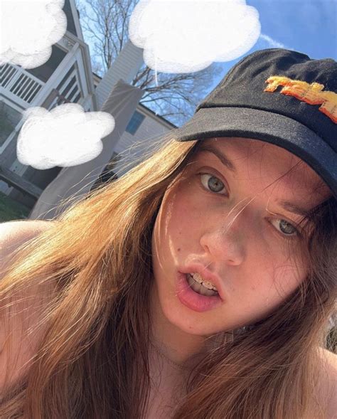 thevivianshea OnlyFans Leaks 2025