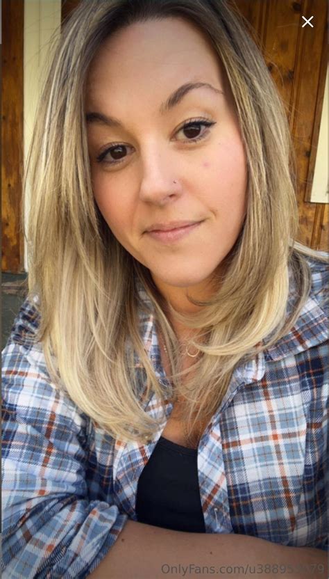 the_country_hotwife_ppv OnlyFans Leaks 2025
