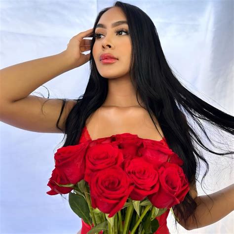 iamsamievera OnlyFans Leaks 2025