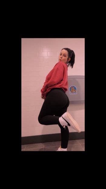 iambadgalmakk OnlyFans Leaks 2025