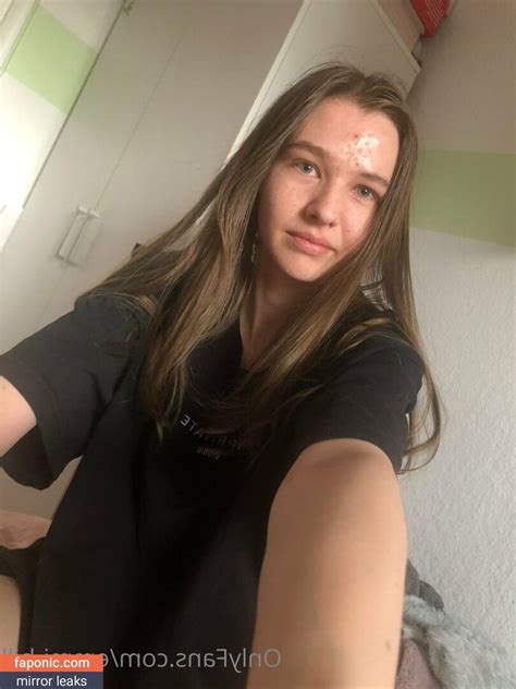 kleine.emmi OnlyFans Leaks 2025